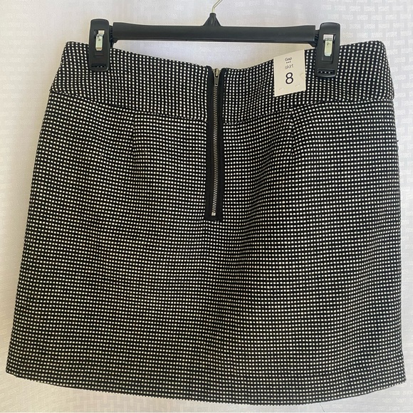 Gap plaid skirt, new with tags - Picture 3 of 5